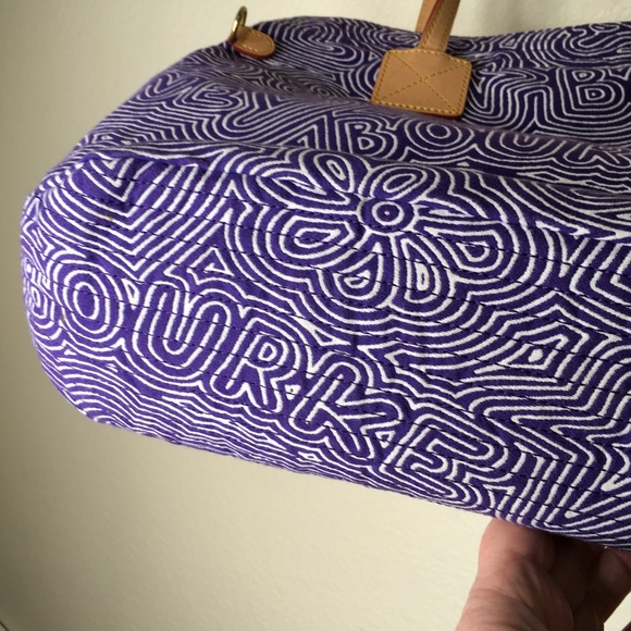 Dooney & Bourke Blue White Swirl Logo Tote Bag - Picture 3 of 10